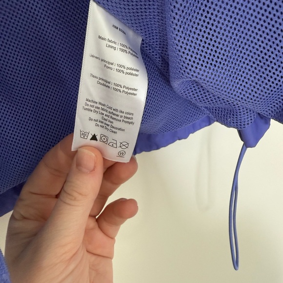 ASICS RainCoat - Picture 6 of 7